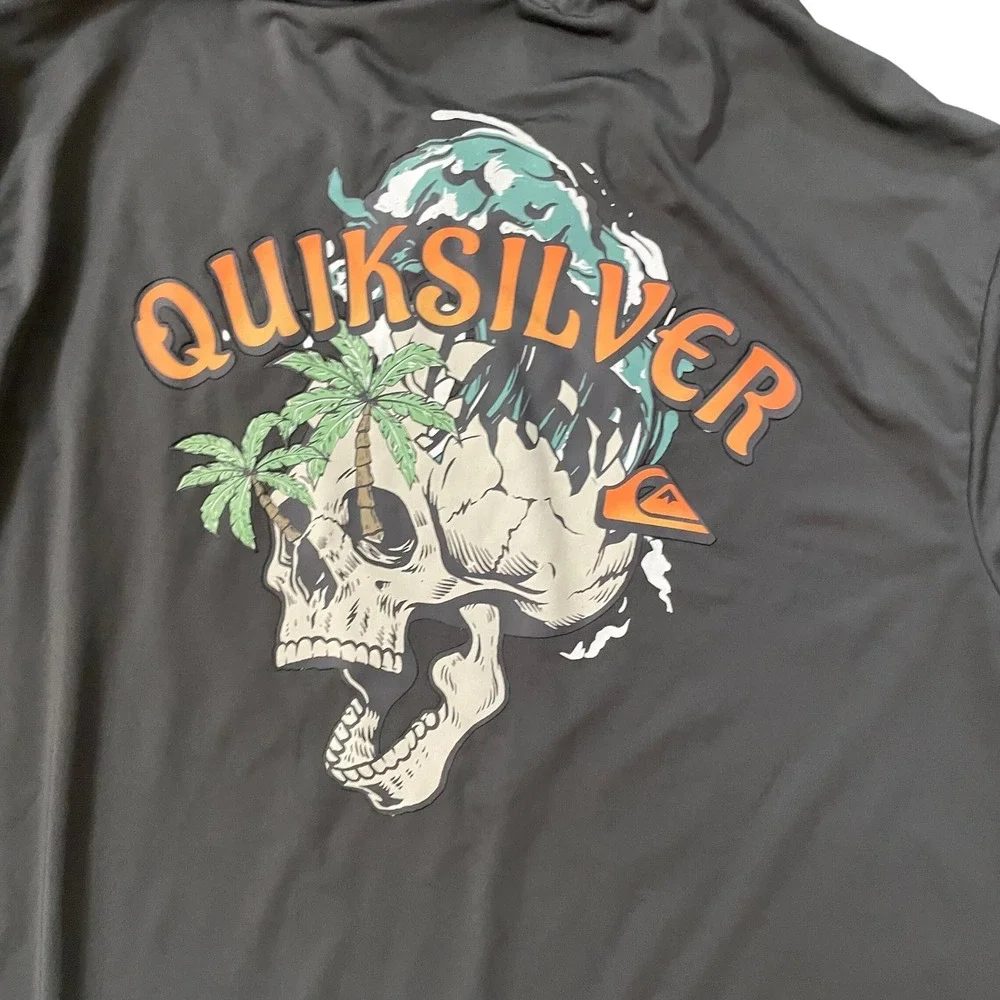 Quiksilver Long Sleeve Rash Guard Sun Shirt Skull Palm Tree Graphic Grey‎ Small